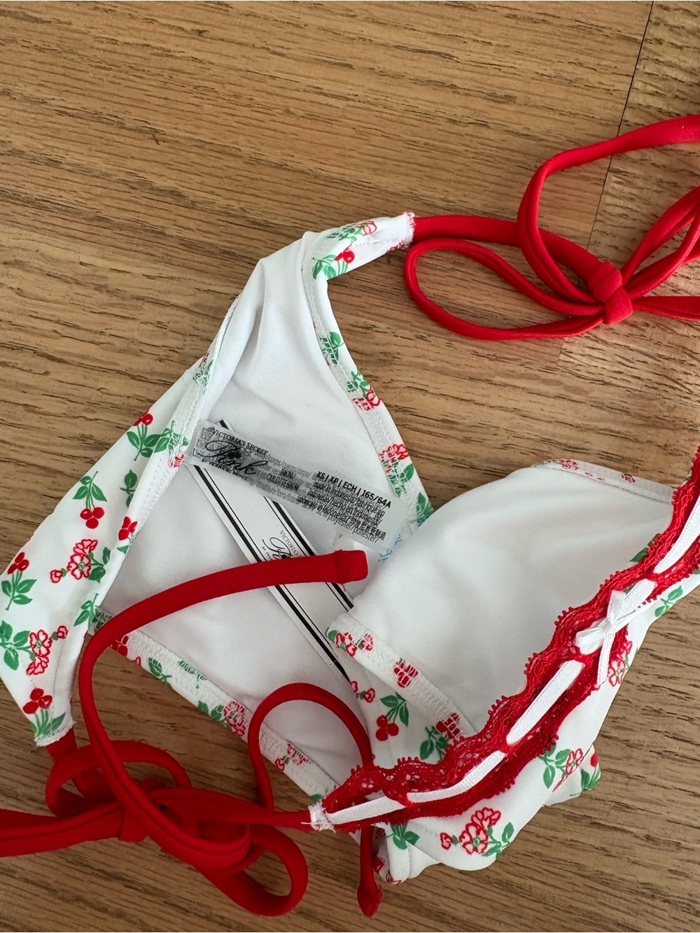 Frankie’s Bikinis set - Picture 2 of 4